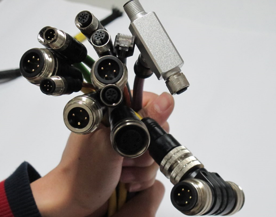 M12、M8雙頭電纜連接器30